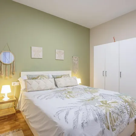 La Bella Escondida * Cadiz