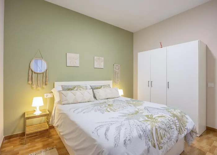 La Bella Escondida * 加的斯