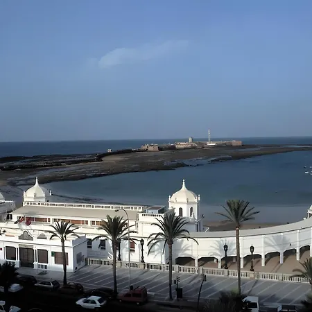 La Bella Escondida * Cádiz